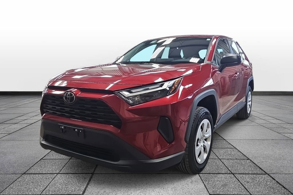 Used 2024 Toyota RAV4 LE AWD/4WD image 1