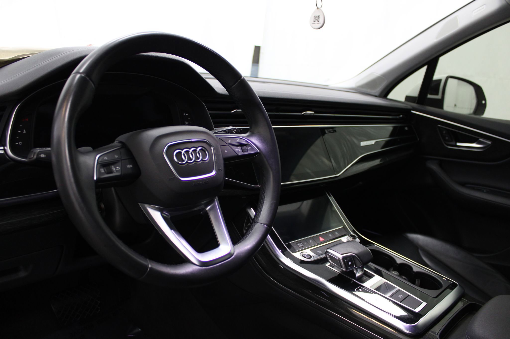 Used 2023 Audi Q7 3.0T Premium Plus AWD/4WD image 16