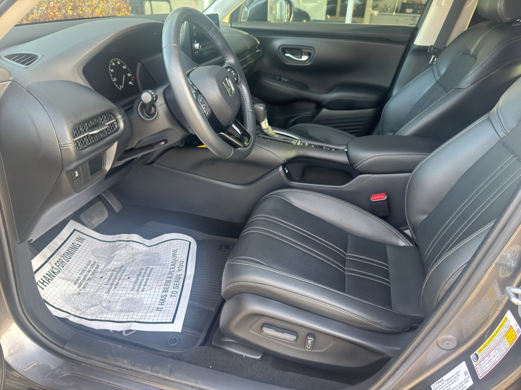 Used 2023 Honda HR-V EX-L image 5