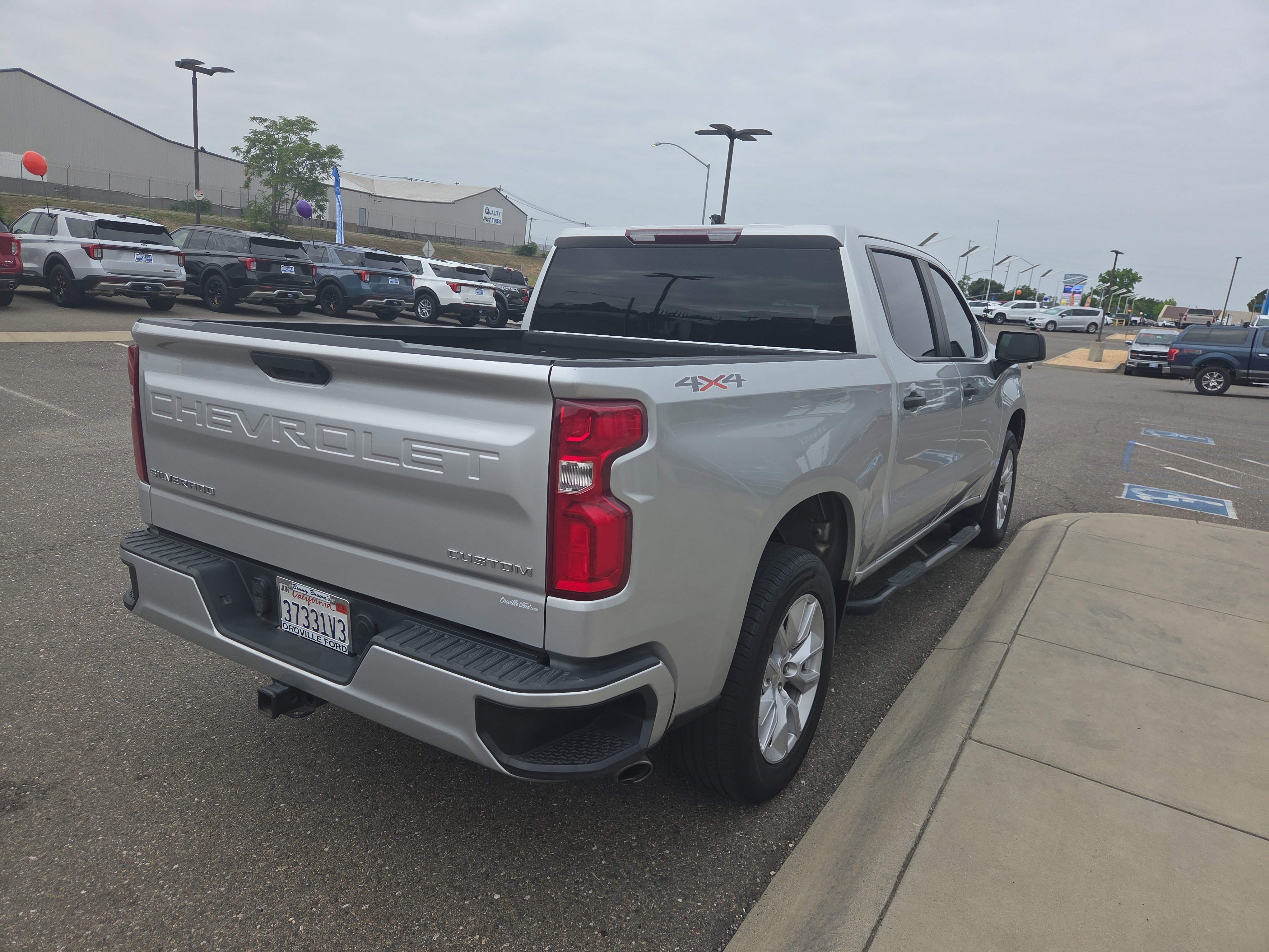 Used 2019 Chevrolet Silverado 1500 Custom w/ Trailering Package AWD/4WD image 5