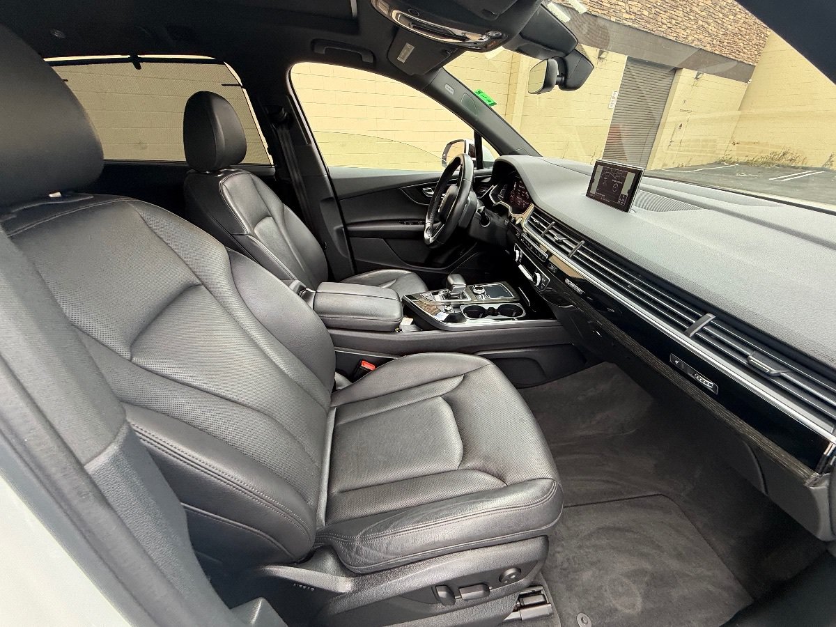 Used 2017 Audi Q7 3.0T Prestige AWD/4WD image 19