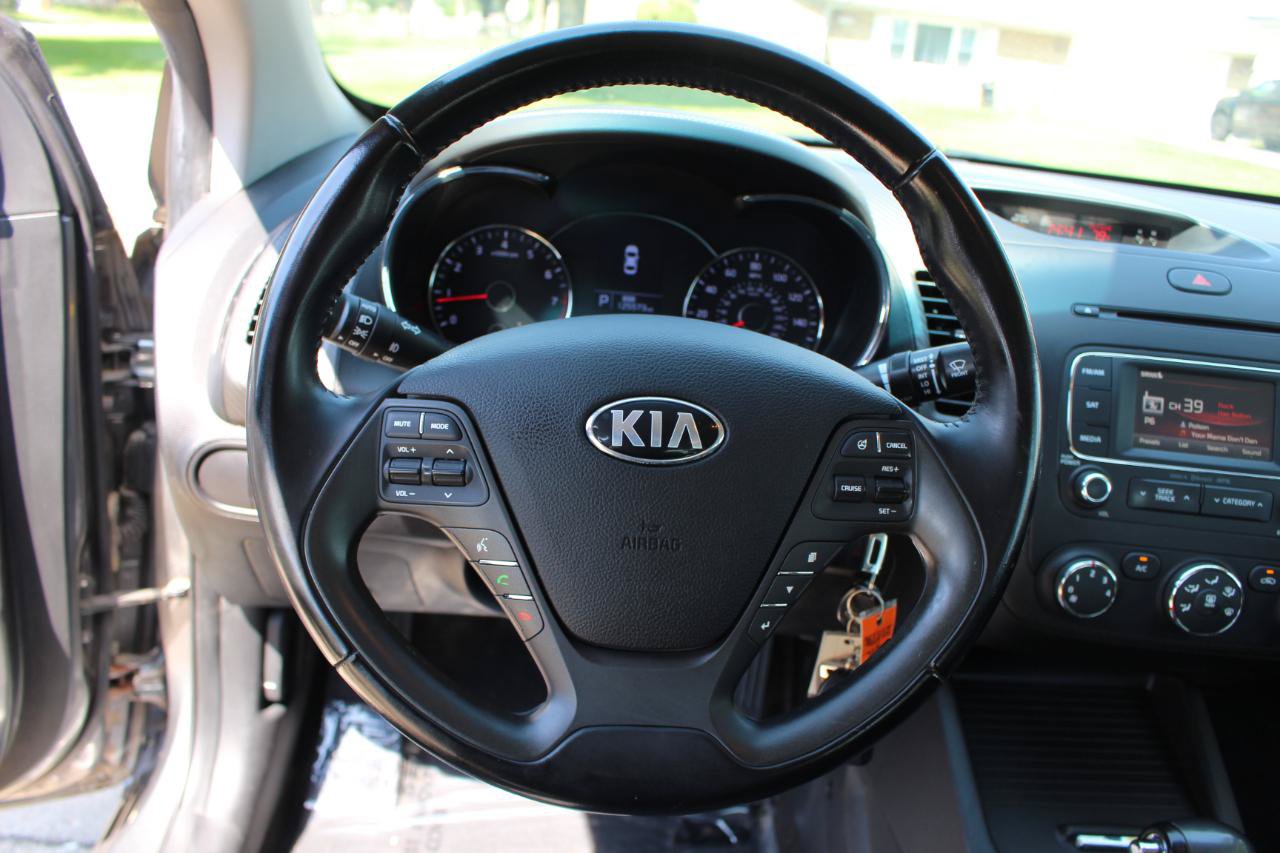 Used 2014 Kia Forte Koup EX FWD image 18