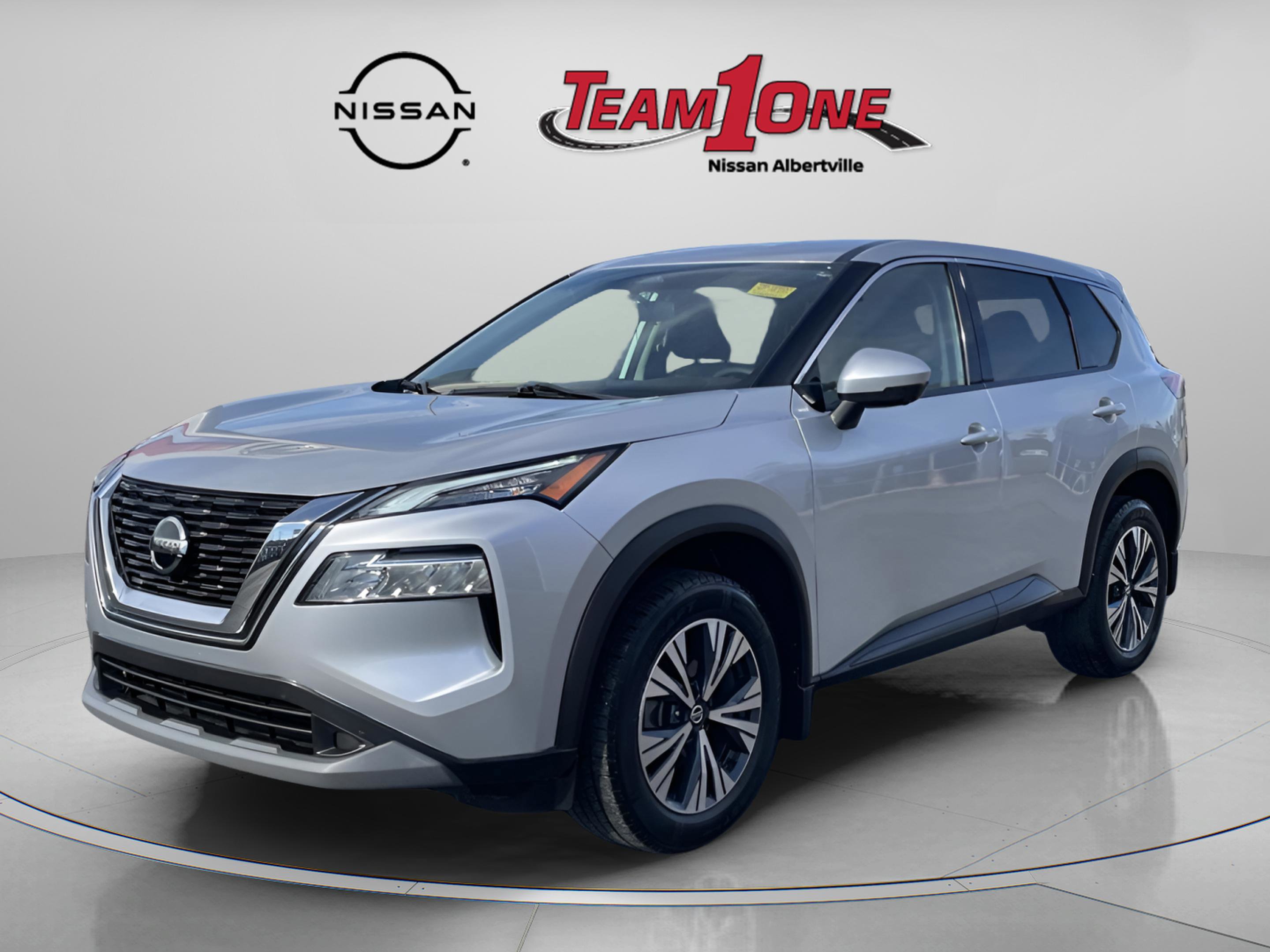 Used 2021 Nissan Rogue SV image 4