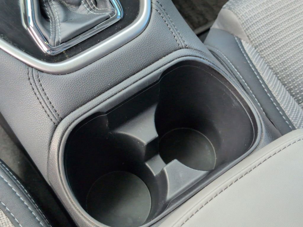 Used 2025 Subaru Outback Premium image 24