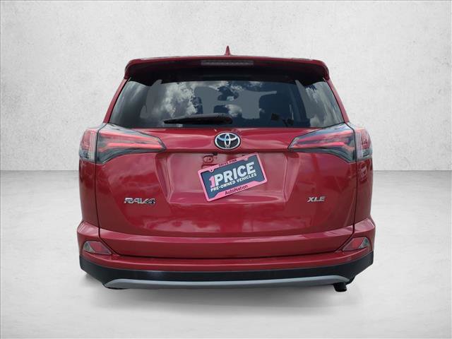 Used 2018 Toyota RAV4 XLE FWD image 7