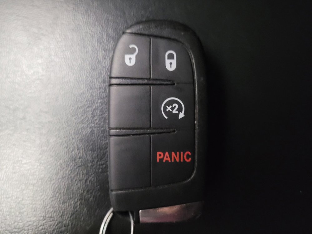 Used 2019 Jeep Compass Limited image 32