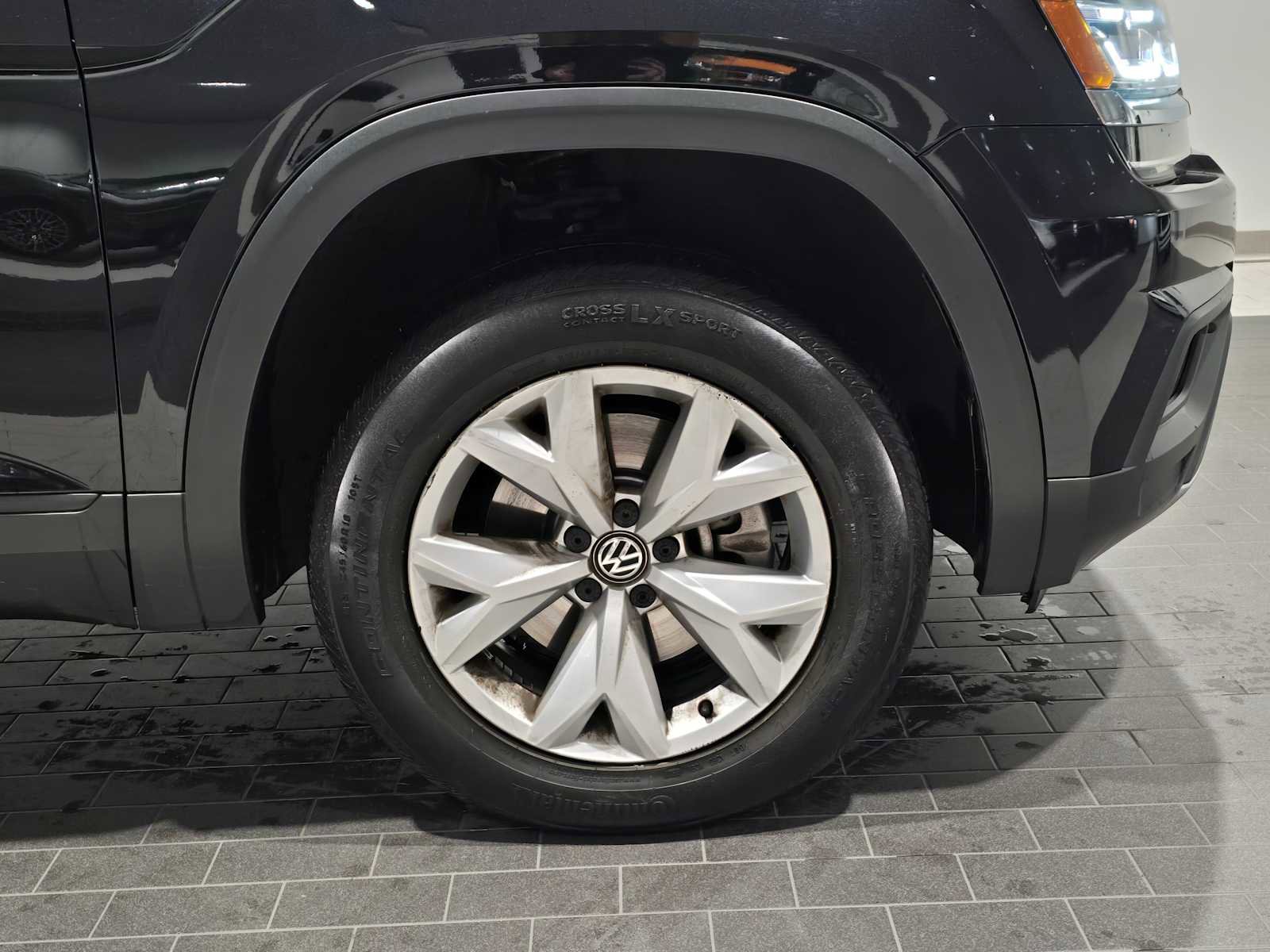 Used 2018 Volkswagen Atlas SE image 11