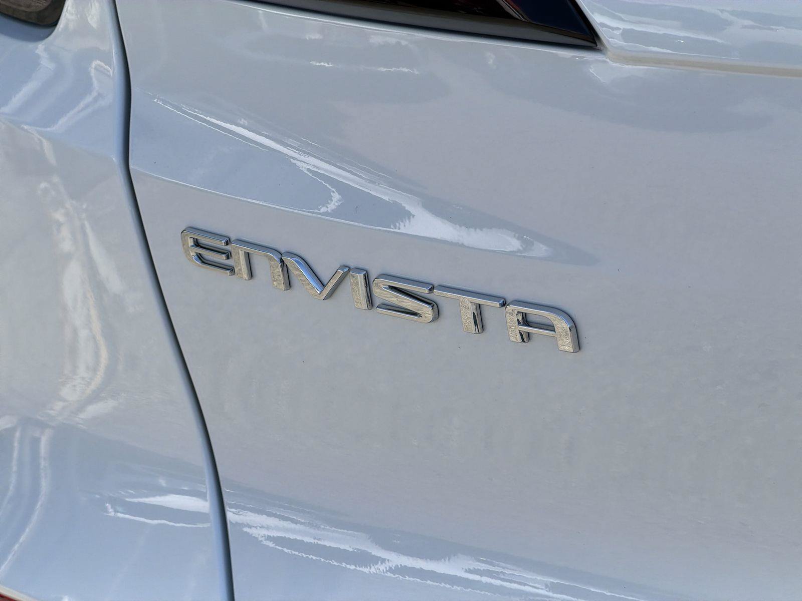Used 2025 Buick Envista Preferred FWD image 29