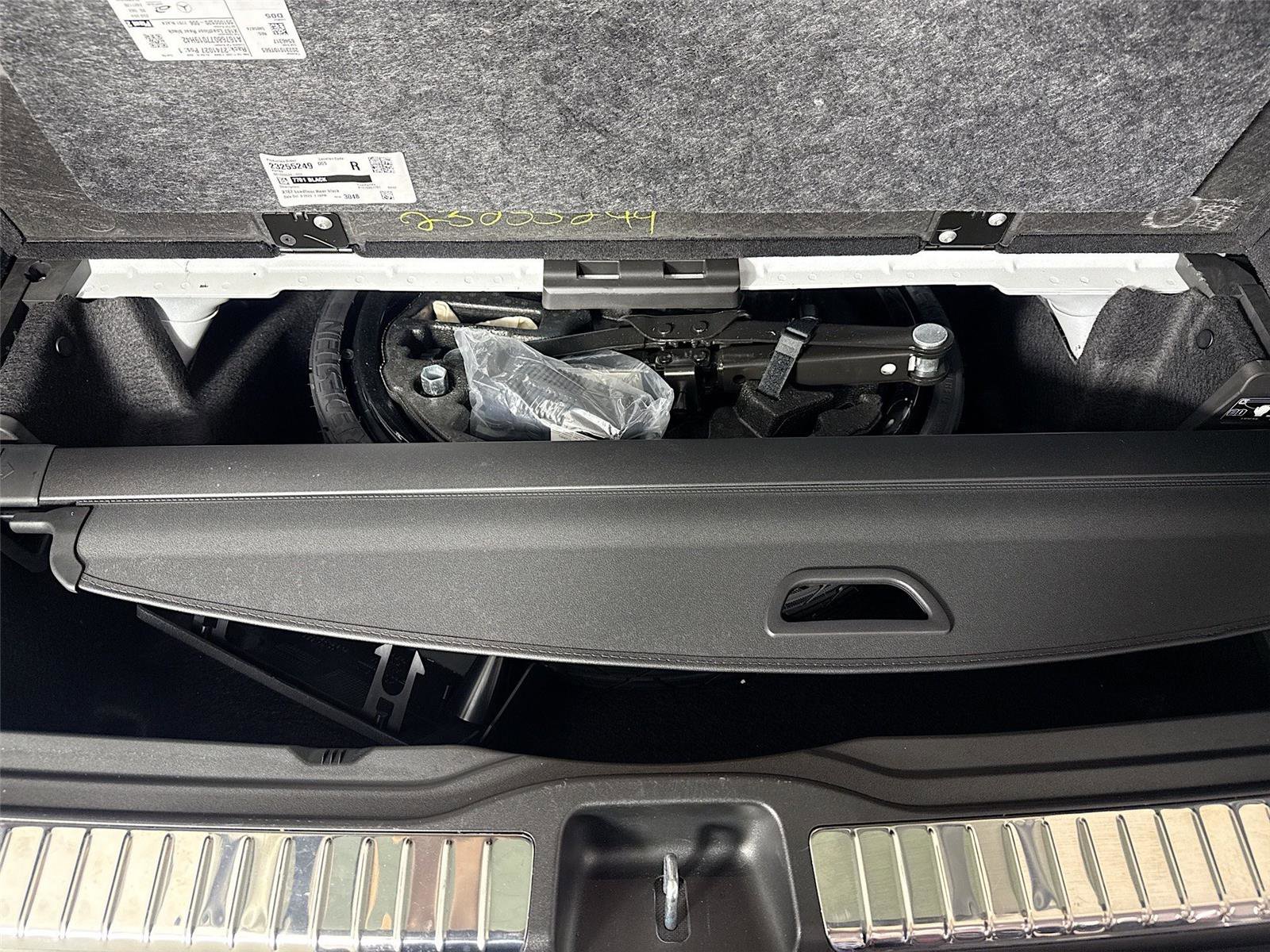 Used 2024 Mercedes-Benz GLS 450 4MATIC w/ AMG Line Exterior image 42