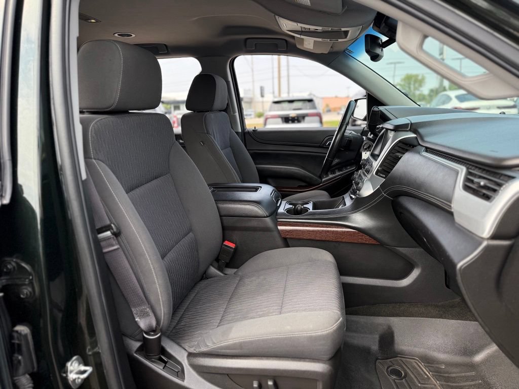 Used 2016 GMC Yukon SLE w/ HD Trailering Package AWD/4WD image 13