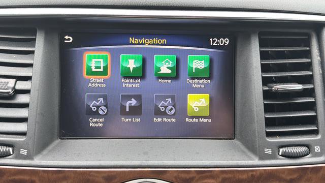 Used 2019 Nissan Armada Platinum image 14