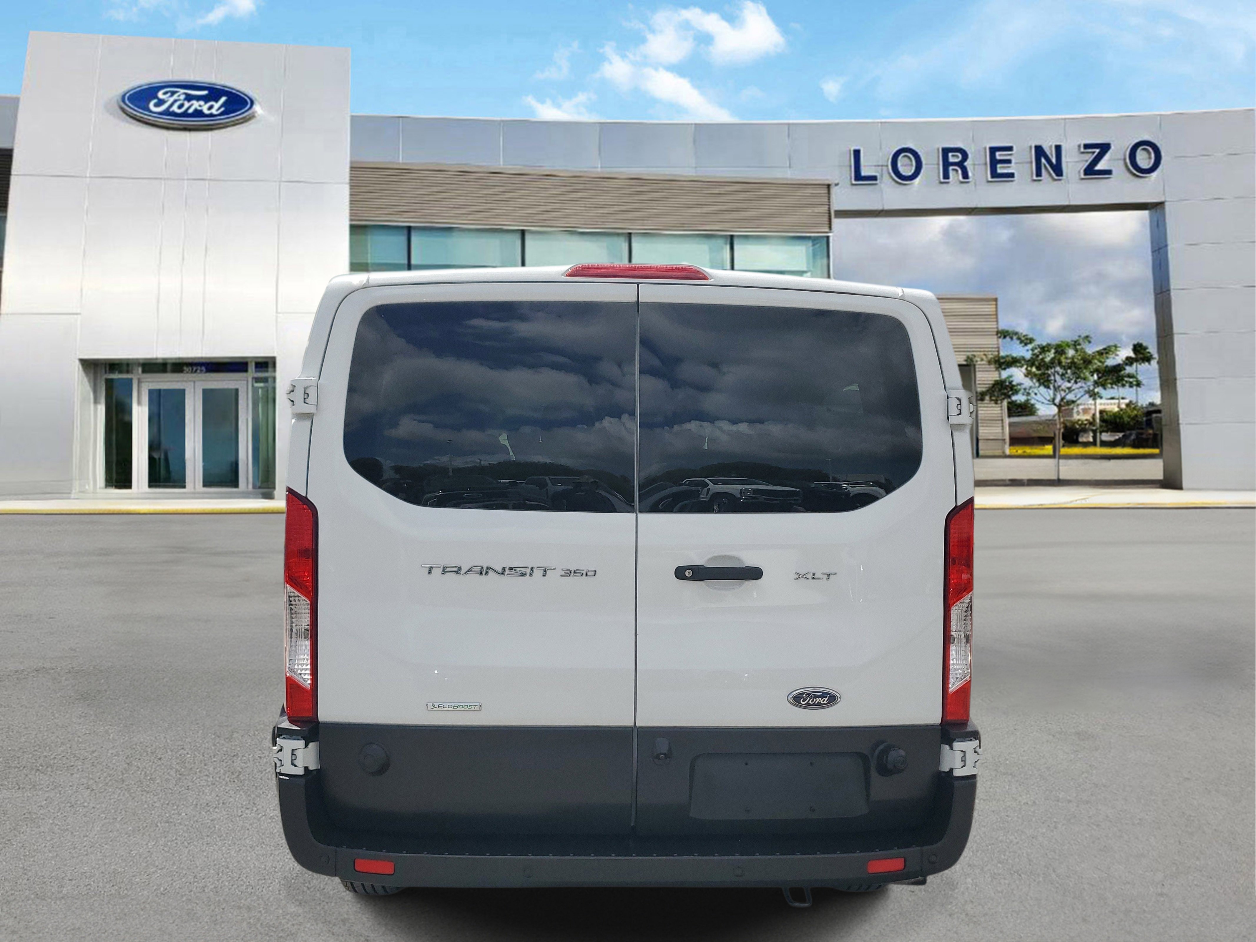 Used 2024 Ford Transit 350 XLT image 6