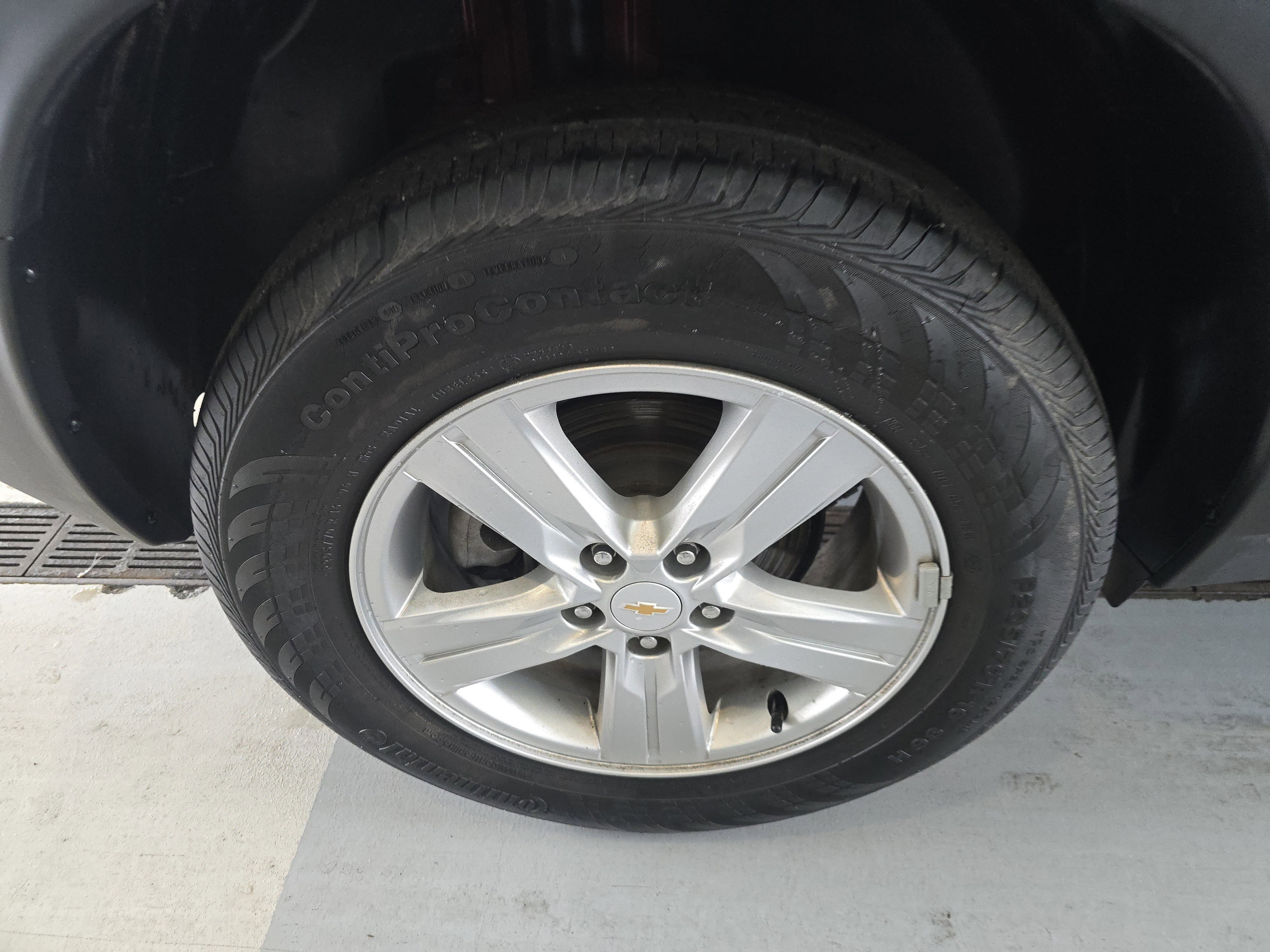 Used 2021 Chevrolet Trax LS w/ Tint and Cruise Package image 11