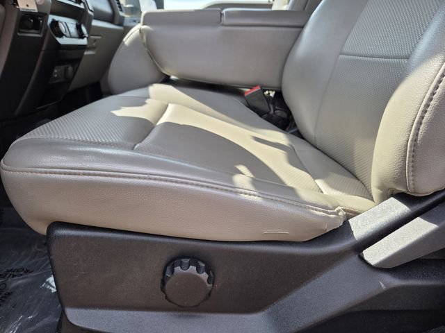 Used 2021 Ford F550 4x4 Crew Cab Super Duty image 11