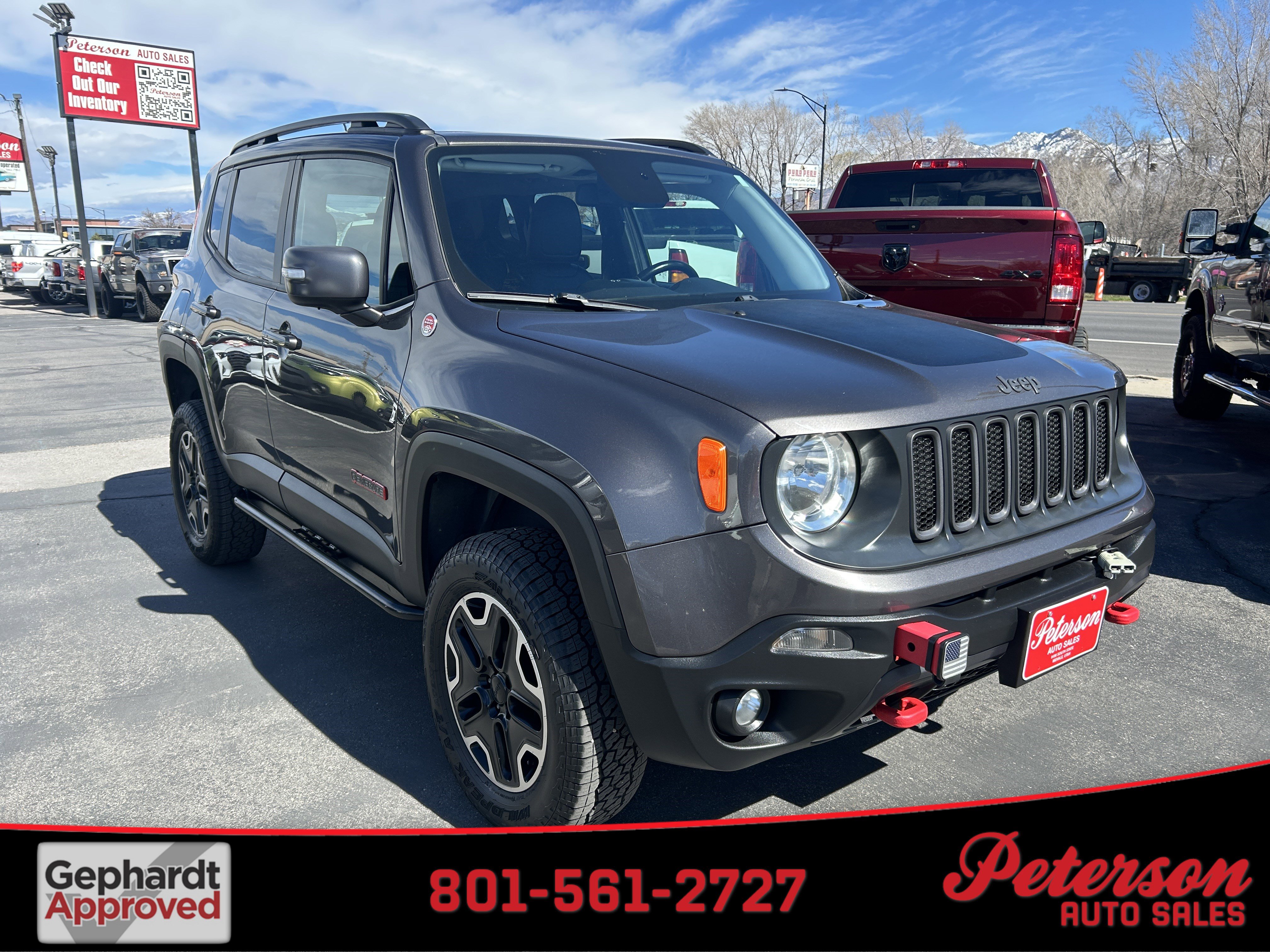 Used 2016 Jeep Renegade Trailhawk w/ Premium Trailhawk Package AWD/4WD image 1