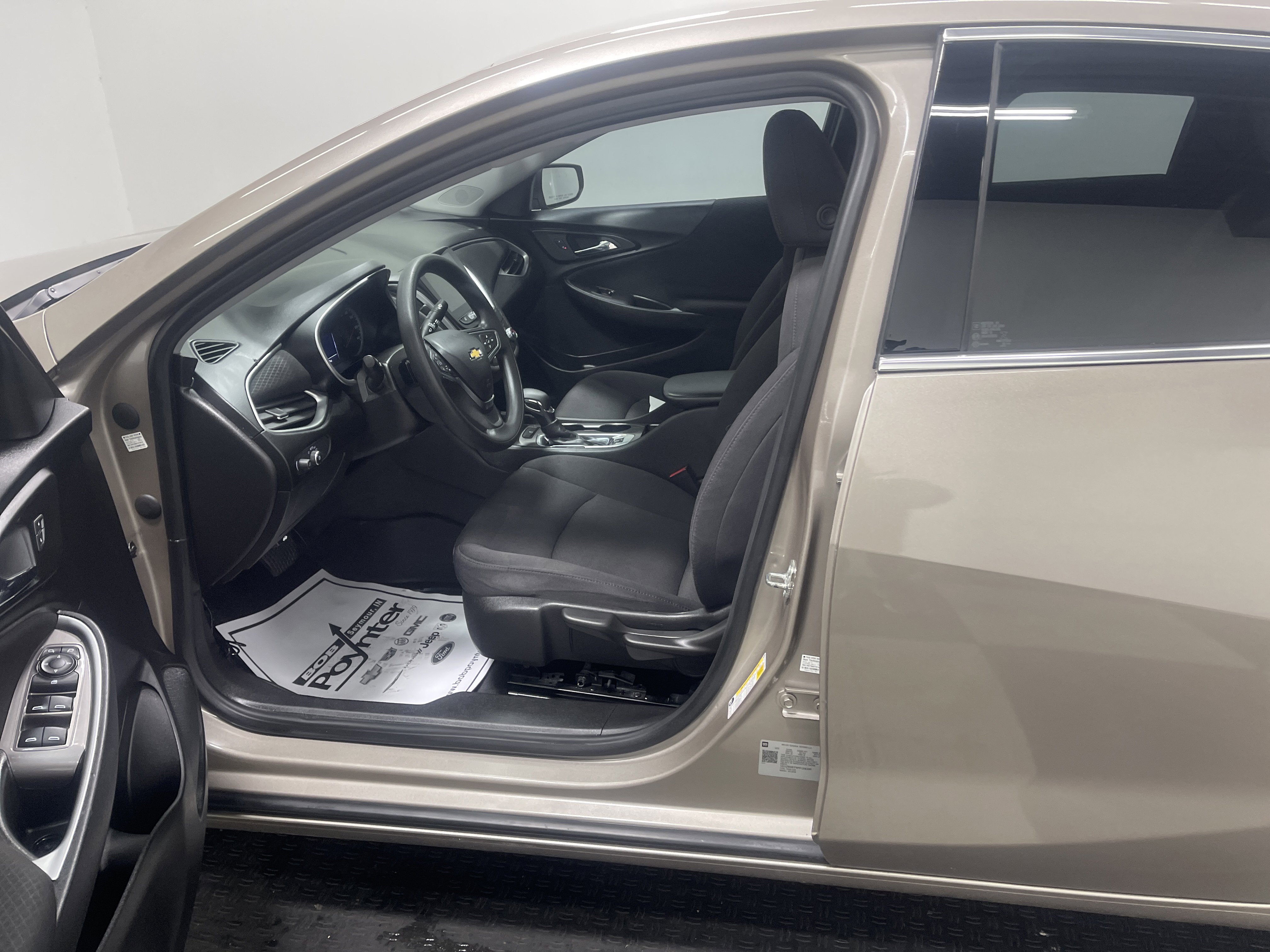 Used 2023 Chevrolet Malibu LS w/ LPO, Floor Liner Package image 9