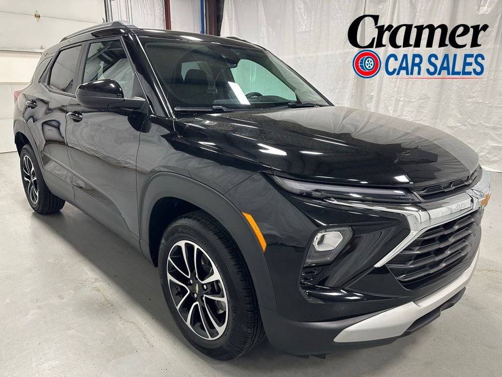 Used 2024 Chevrolet TrailBlazer LT w/ Convenience Package AWD/4WD image 1