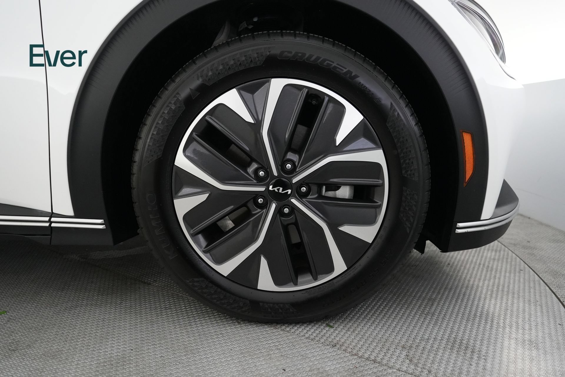 Used 2024 Kia EV6 Light RWD image 20