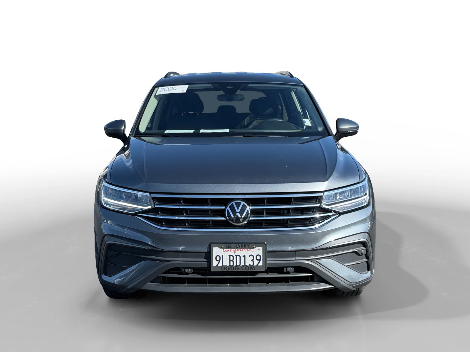 Certified 2024 Volkswagen Tiguan S AWD/4WD image 8