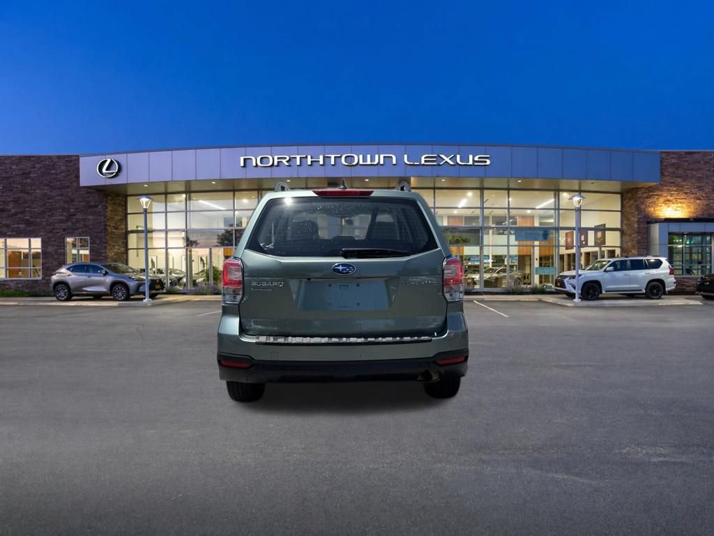 Used 2018 Subaru Forester 2.5i w/ Alloy Wheel Package AWD/4WD image 17