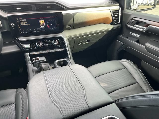 Used 2024 GMC Sierra 1500 Denali AWD/4WD image 16