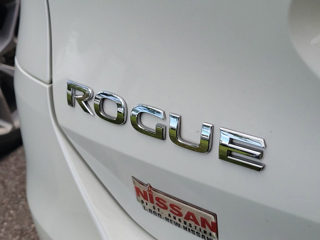 Used 2016 Nissan Rogue SL FWD image 9