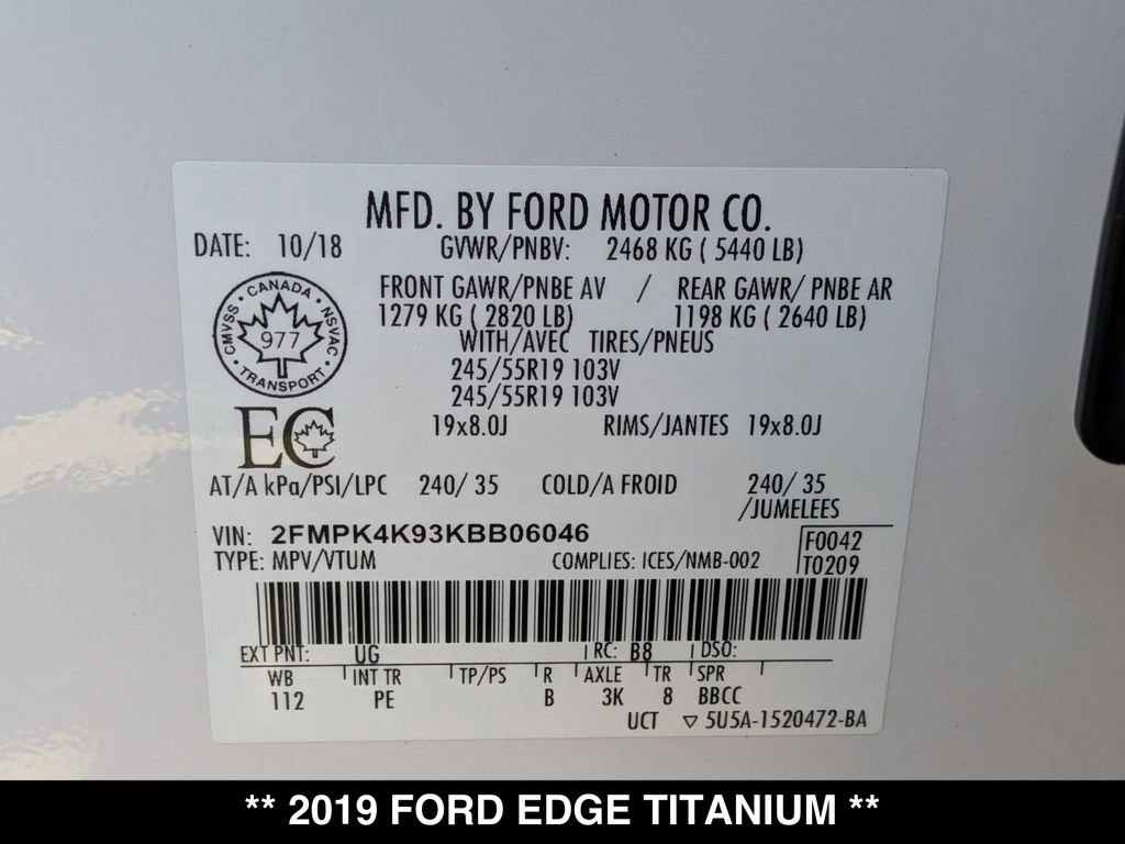 Used 2019 Ford Edge Titanium w/ Equipment Group 301A AWD/4WD image 32