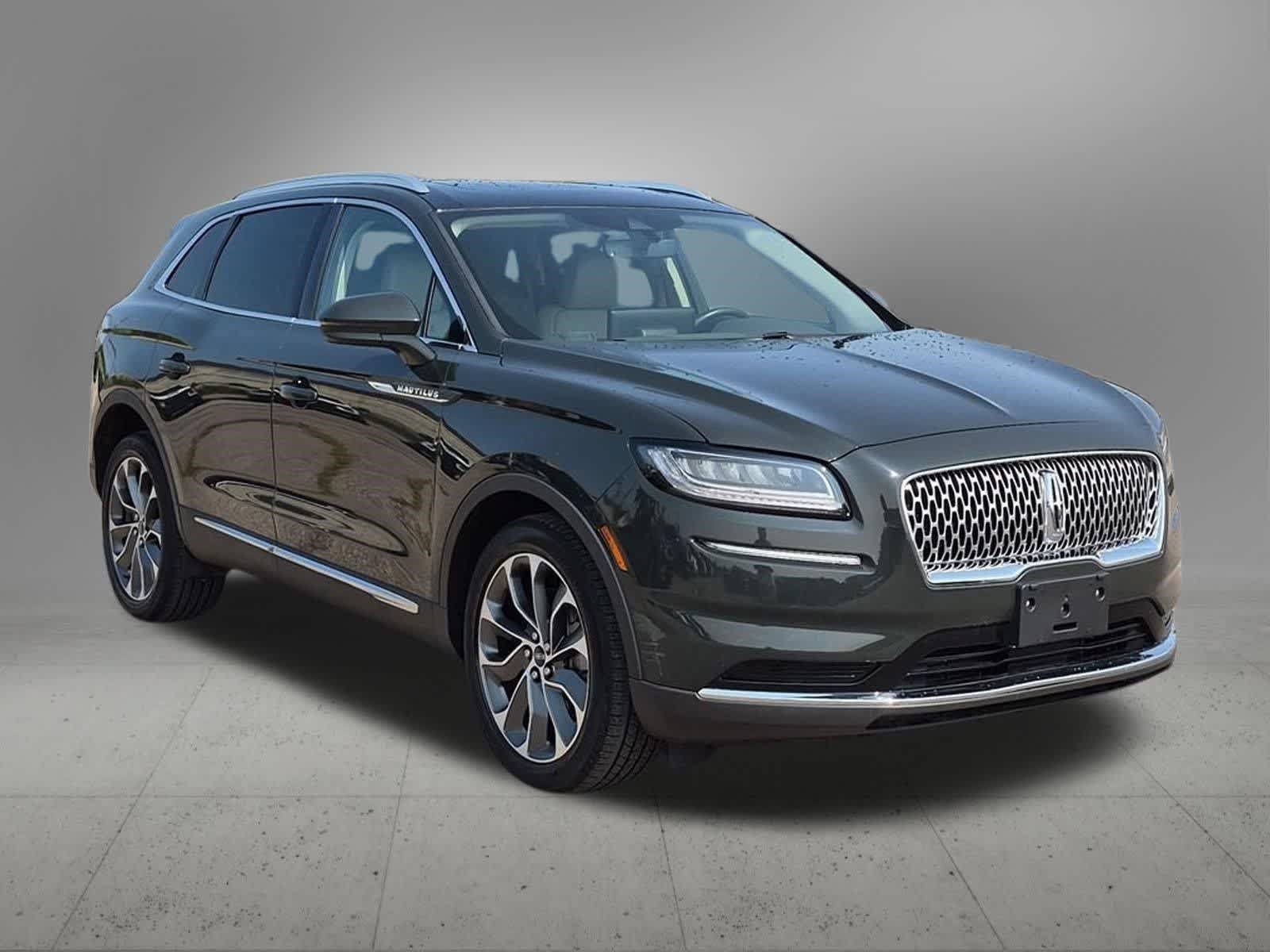 Used 2022 Lincoln Nautilus Reserve w/ Cargo Utility Package AWD/4WD image 8