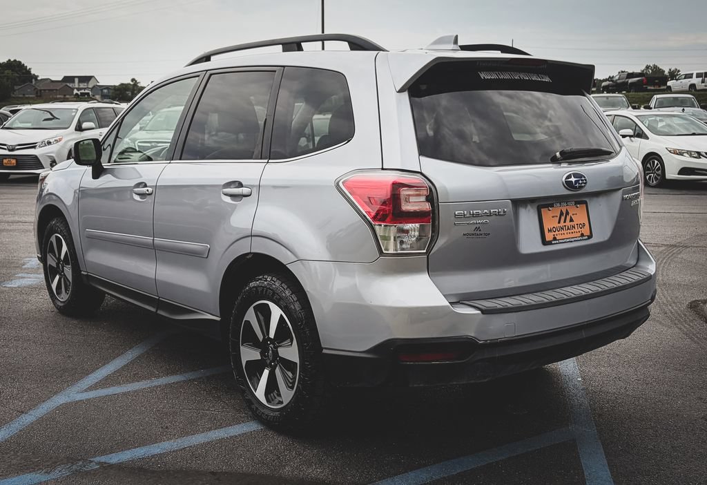 Used 2017 Subaru Forester 2.5i Limited AWD/4WD image 24