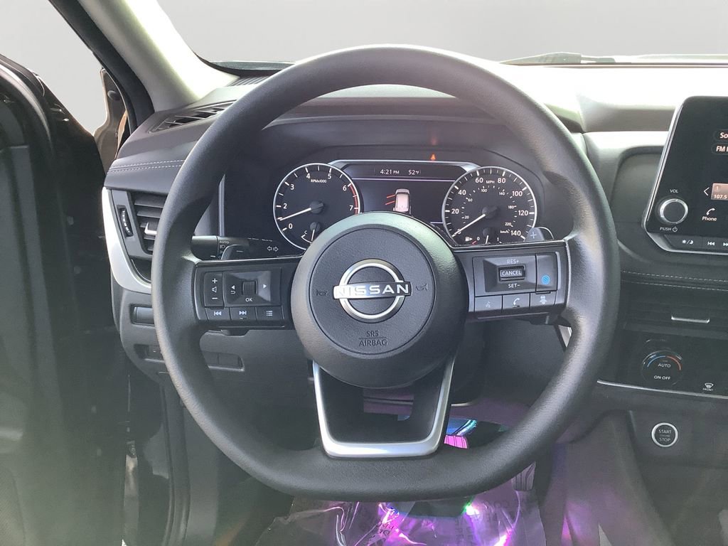 Used 2023 Nissan Rogue SV image 19