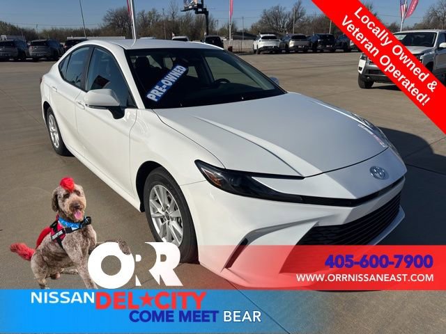 Used 2025 Toyota Camry LE FWD image 7