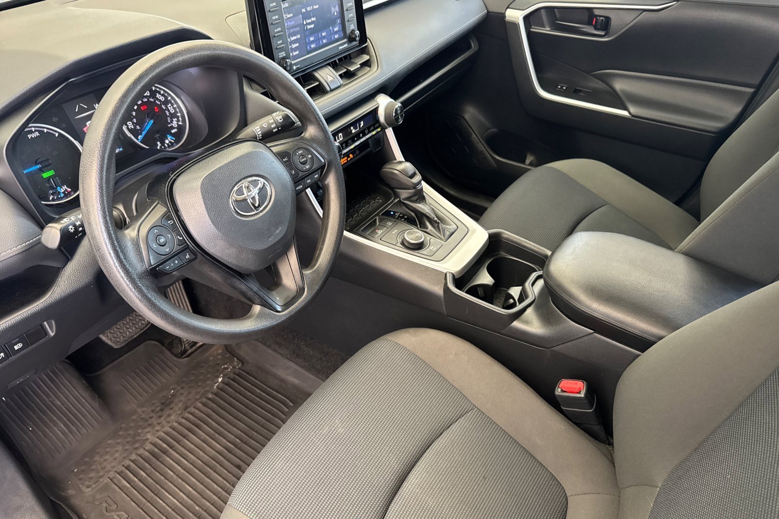 Certified 2021 Toyota RAV4 LE AWD/4WD image 9