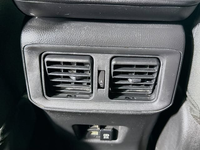 Certified 2021 Toyota RAV4 XLE FWD image 23