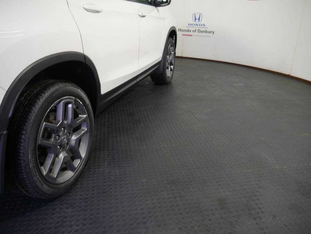 Certified 2023 Honda Passport EX-L image 4