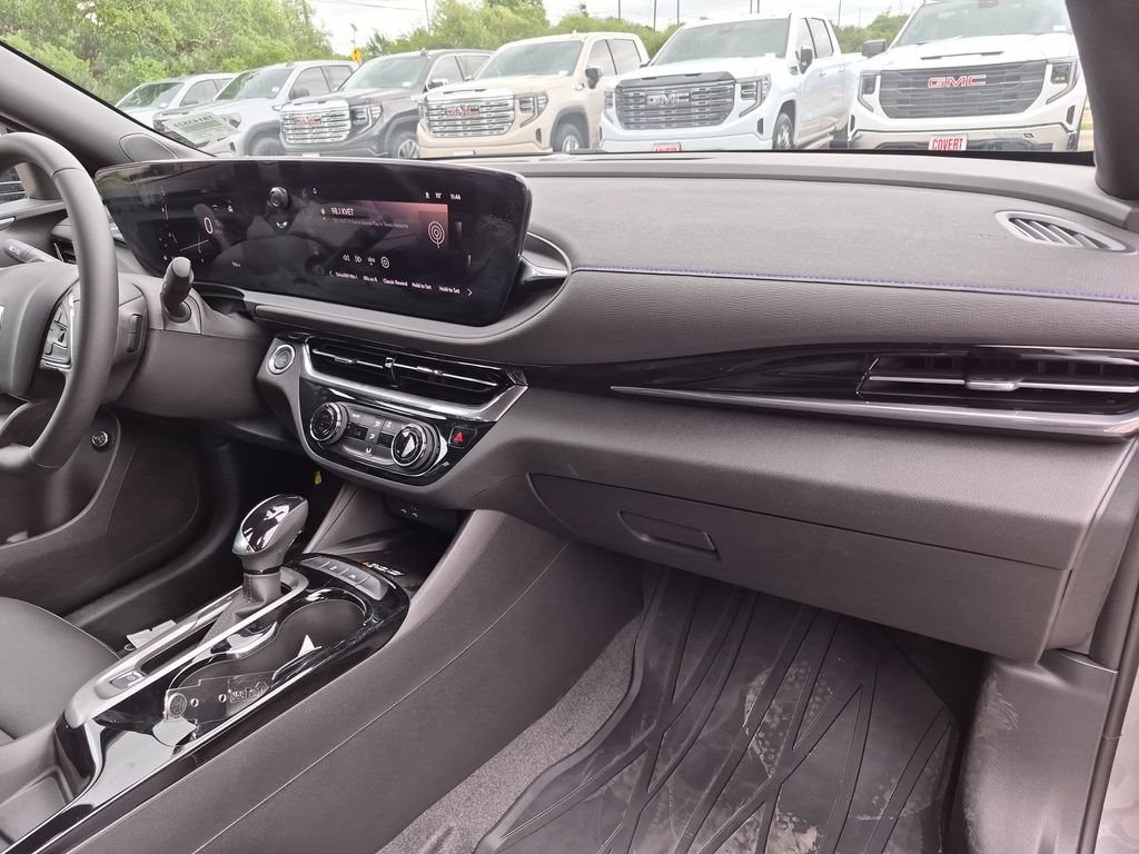 New 2026 Buick Envista Sport Touring w/ Convenience II Package FWD image 39