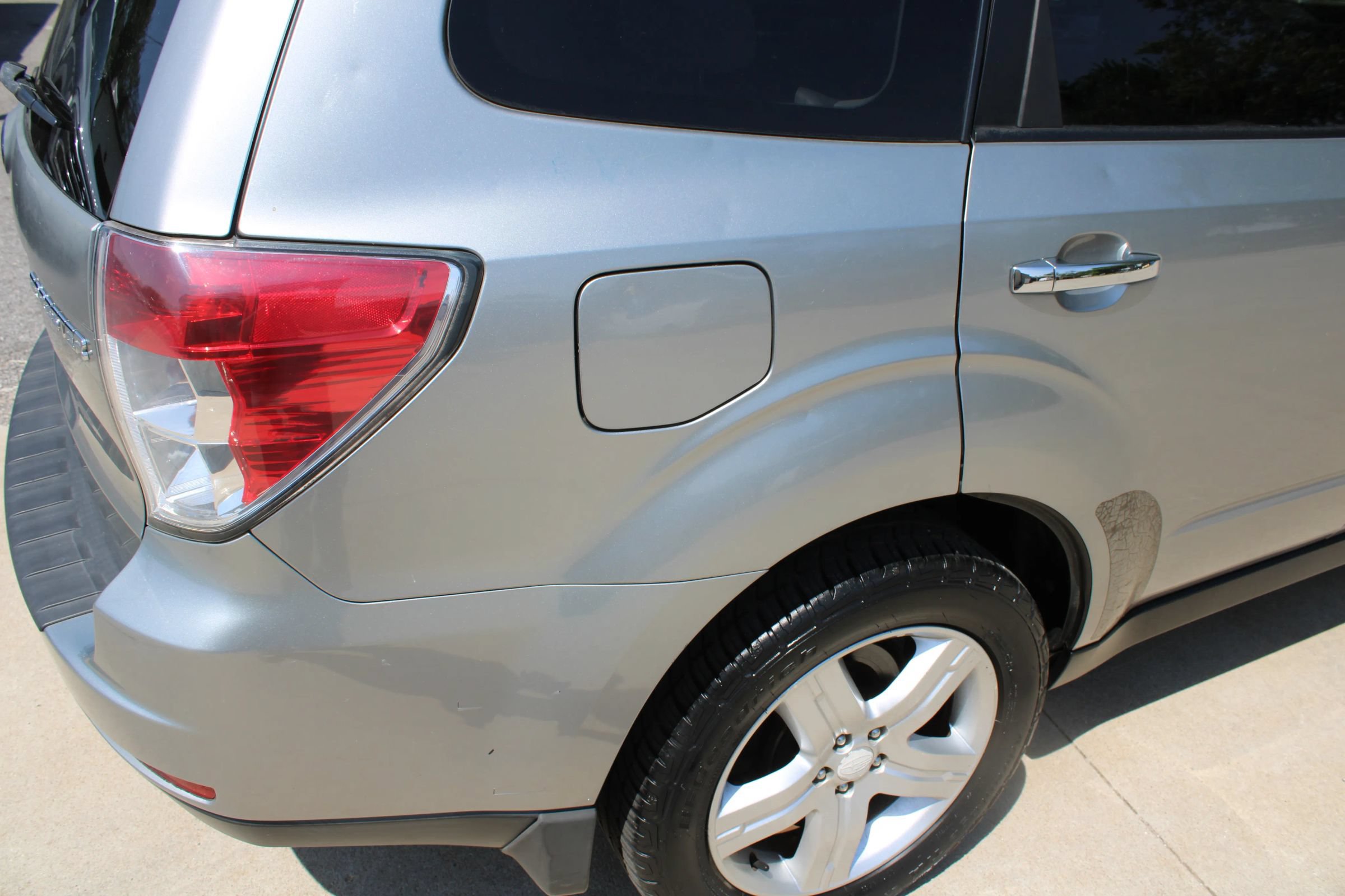 Used 2010 Subaru Forester 2.5X Premium w/ Popular Equipment Group 1A AWD/4WD image 10