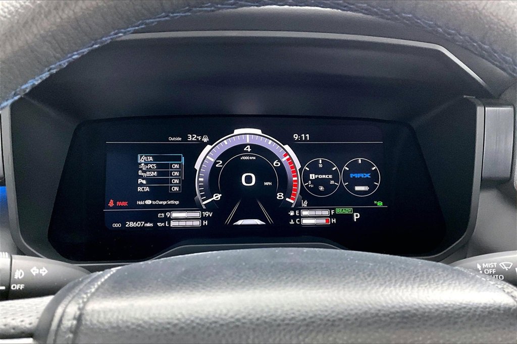 Used 2023 Toyota Tundra Platinum image 2