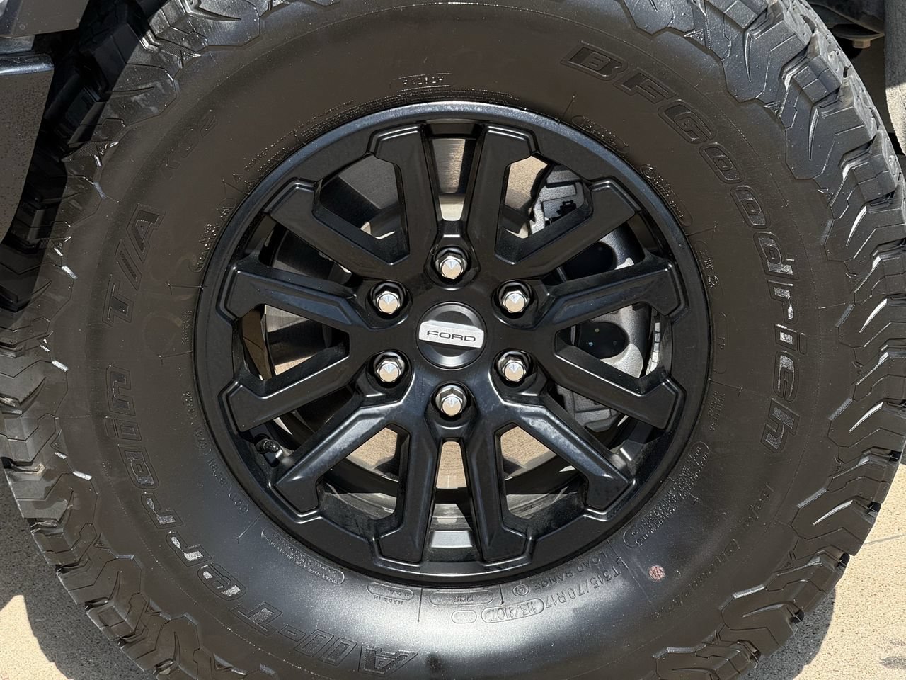 Certified 2024 Ford F150 Raptor AWD/4WD image 9