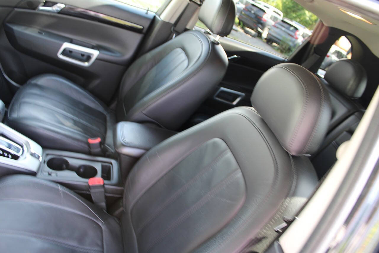 Used 2014 Chevrolet Captiva Sport LTZ FWD image 18