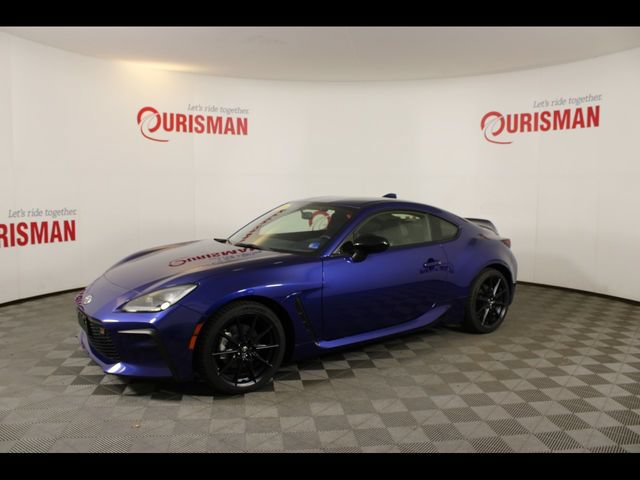 Used 2024 Toyota GR86 Premium RWD image 3