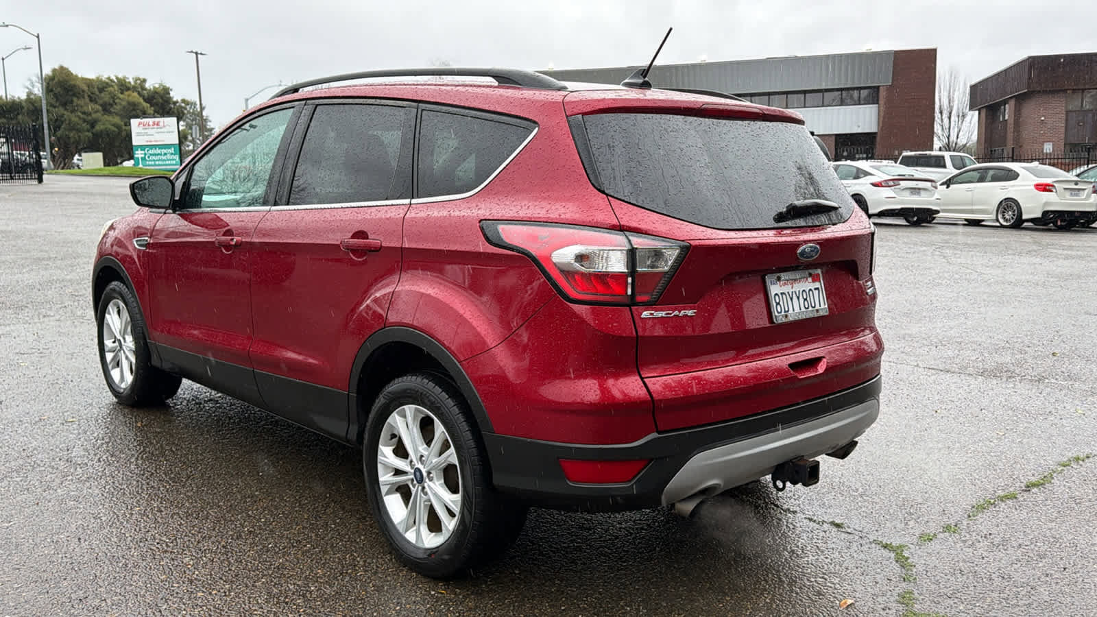 Used 2018 Ford Escape SE w/ SE Sync 3 Package image 7