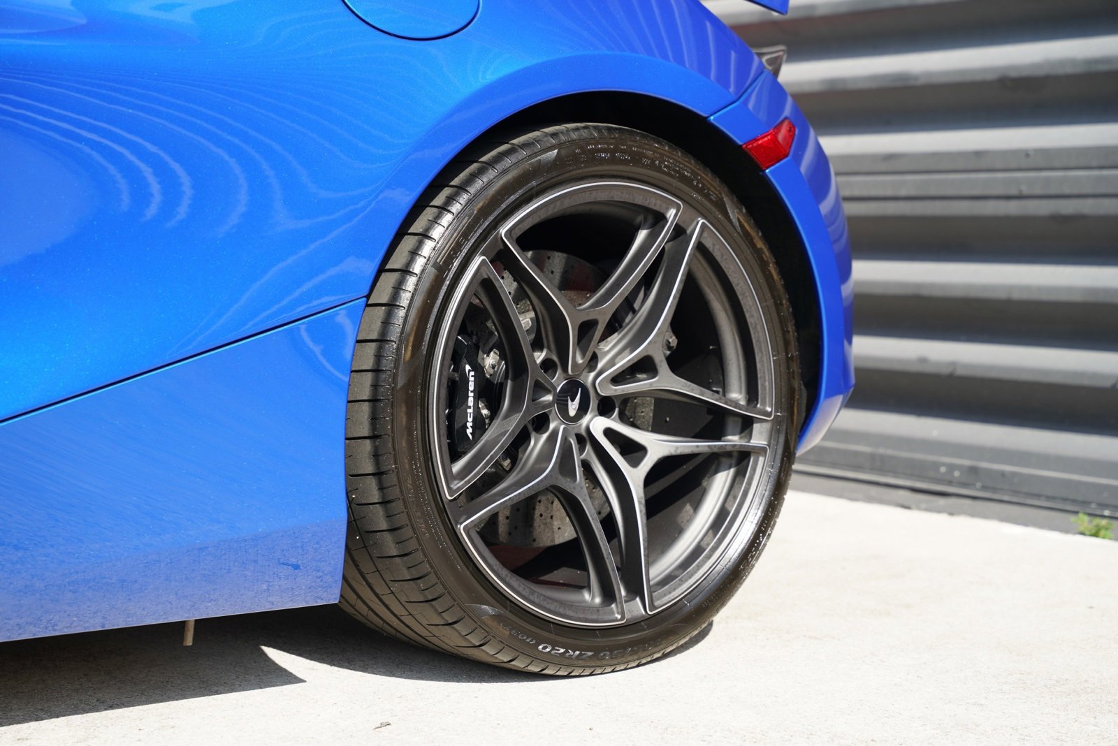 Used 2022 McLaren 720S Luxury image 9