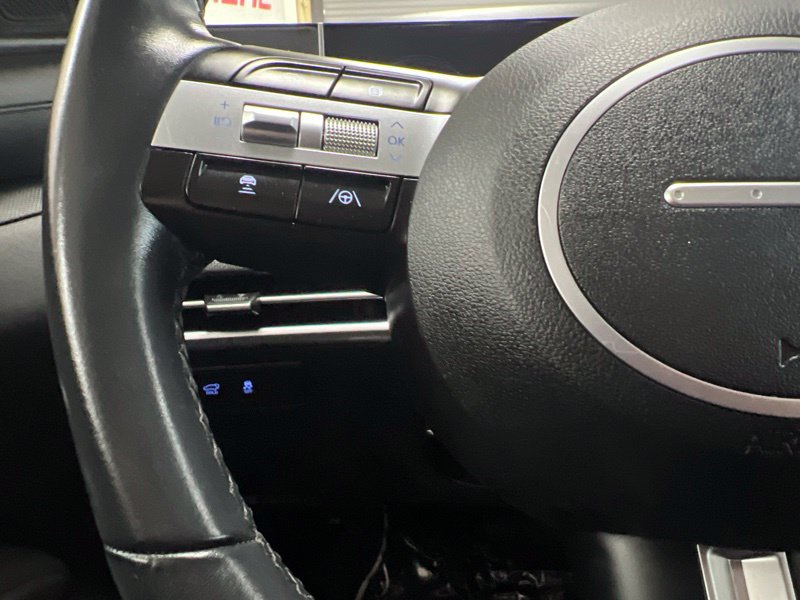 Used 2025 Hyundai Tucson SEL AWD/4WD image 23