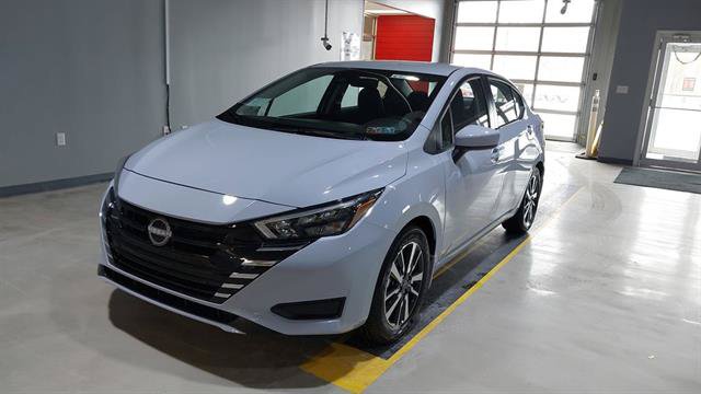 Used 2025 Nissan Versa SV w/ Trunk Package FWD image 17