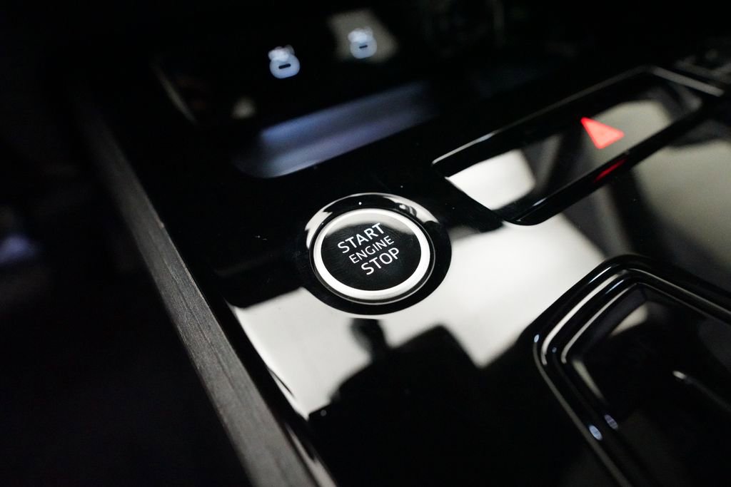 Used 2025 Audi A5 2.0T Premium w/ Convenience Package image 30