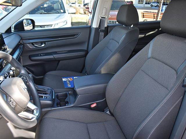 Used 2025 Honda CR-V LX image 10
