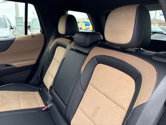 Used 2025 Chevrolet Equinox ACTIV image 23