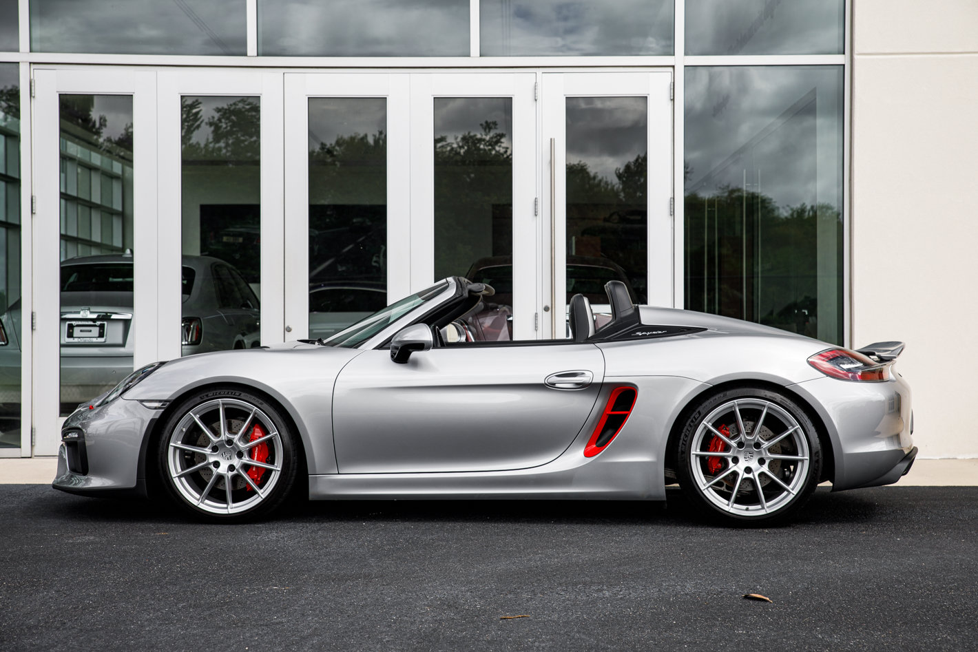 Used 2016 Porsche Boxster Spyder RWD image 10