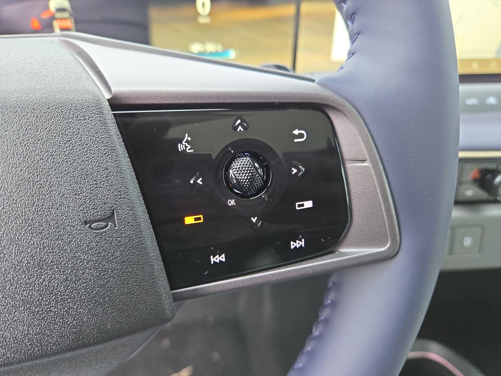 New 2026 Nissan Leaf Platinum+ image 20