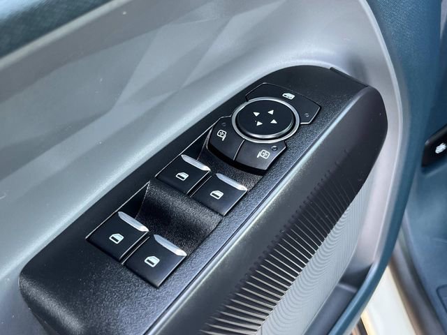 Used 2025 Ford Maverick XL w/ Equipment Group 102A image 27